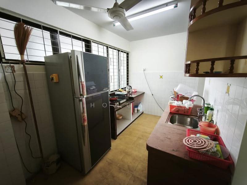 Pangsapuri untuk Disewa di Greenlane Heights Block A - Hong . - Kitchen - PropertyGuru.com.my