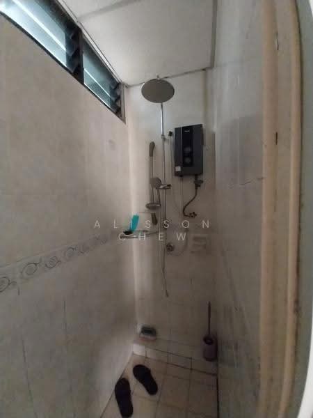 Condominium for Sale at Tiara View - Alisson Chew - Bathroom - PropertyGuru.com.my
