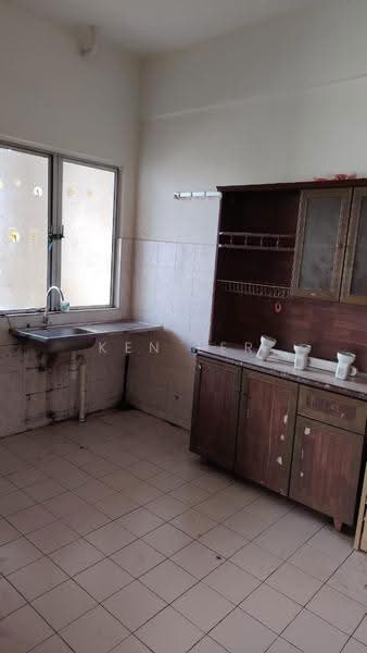 Pangsapuri untuk Dijual di Suria Kipark Damansara - Ken Ler - Kitchen - PropertyGuru.com.my