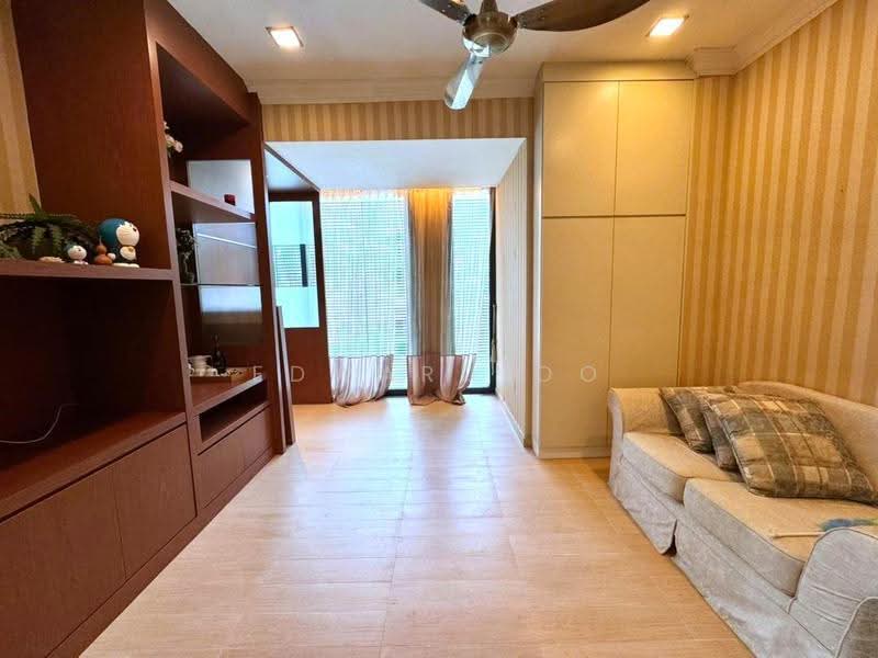 Rumah Berkembar untuk Dijual di Austin Perdana (Tebrau) - Edward Oo - Living Room - PropertyGuru.com.my