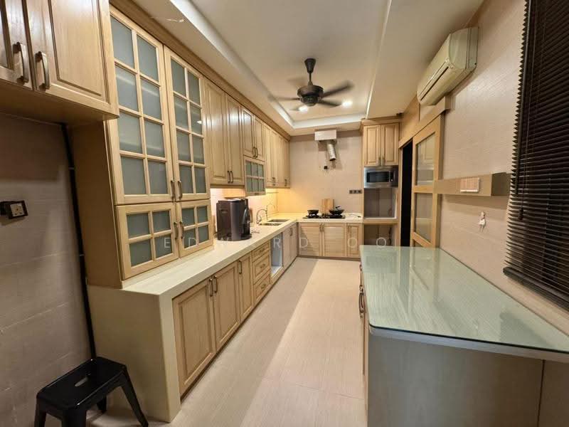 Rumah Berkembar untuk Dijual di Austin Perdana (Tebrau) - Edward Oo - Kitchen - PropertyGuru.com.my