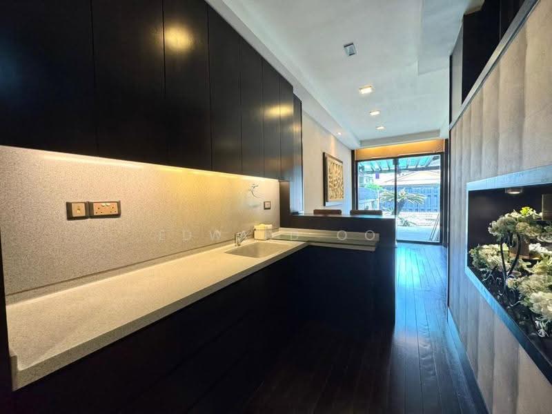 Rumah Berkembar untuk Dijual di Austin Perdana (Tebrau) - Edward Oo - Kitchen - PropertyGuru.com.my