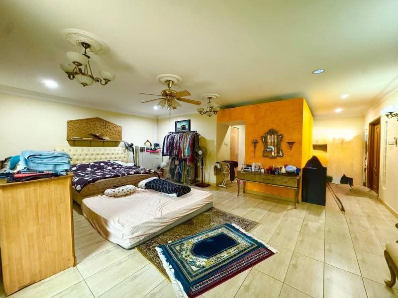 Bungalow House untuk Dijual di Taman Tun Dr Ismail (Kuala Lumpur) - Izzaza Izzati - Bedroom - PropertyGuru.com.my