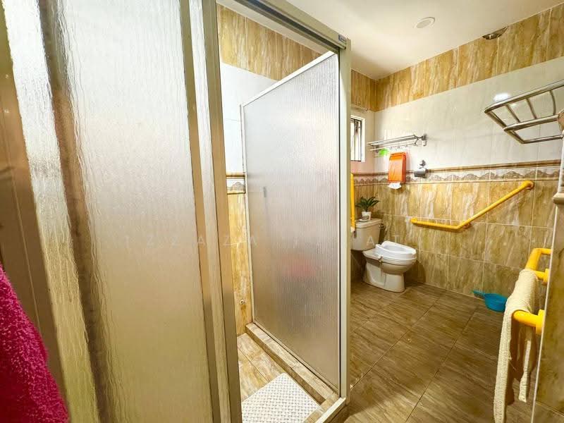 Bungalow House untuk Dijual di Taman Tun Dr Ismail (Kuala Lumpur) - Izzaza Izzati - Bathroom - PropertyGuru.com.my