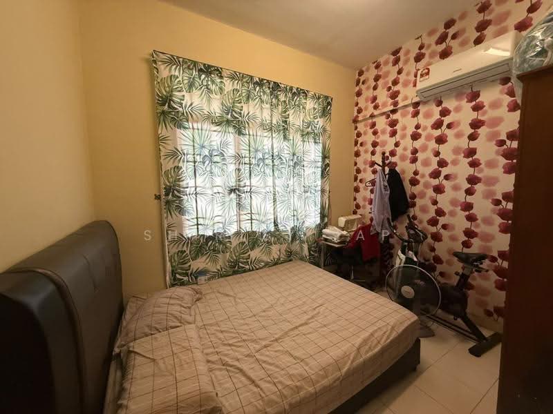 Townhouse for Rent in Johor Bahru (Johor) - Shirley Yap - Bedroom - PropertyGuru.com.my