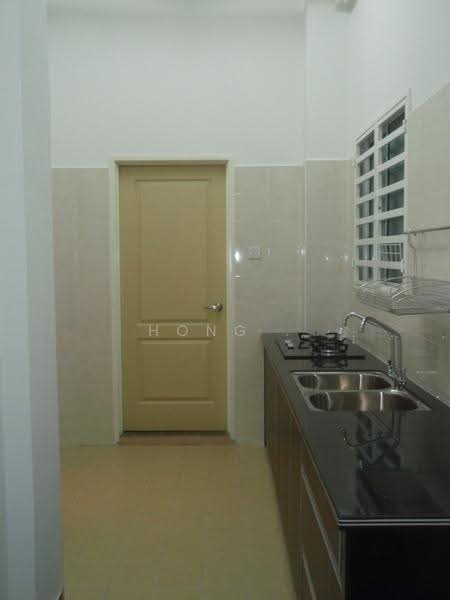 Condominium for Rent at I-Regency Condominium (Ideal Regency) - Hong . - Kitchen - PropertyGuru.com.my