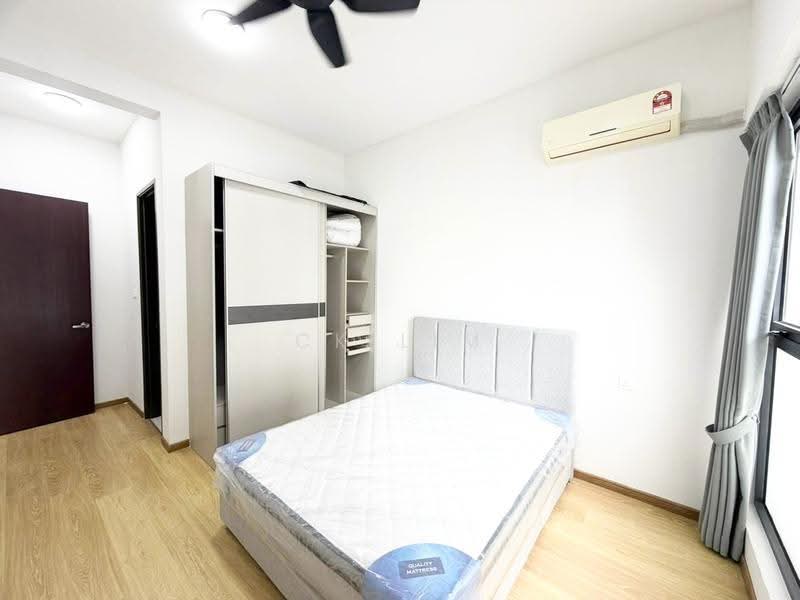 Condominium for Rent at Bay Point @ Country Garden Danga Bay - CK Lim - Bedroom - PropertyGuru.com.my