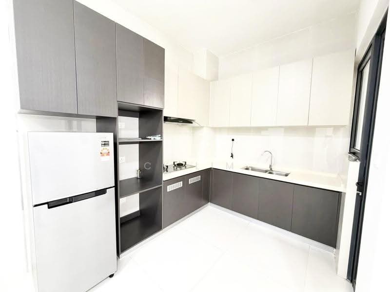 Condominium for Rent at Bay Point @ Country Garden Danga Bay - CK Lim - Kitchen - PropertyGuru.com.my