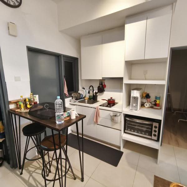 Kediaman Servis untuk Disewa di Aera Residence - CK Chieng - Kitchen - PropertyGuru.com.my