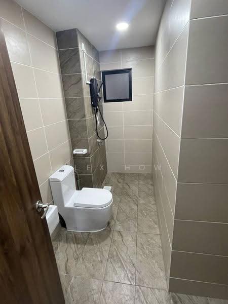 Kediaman Servis untuk Disewa di Veranda Residence - Alex How - Bathroom - PropertyGuru.com.my