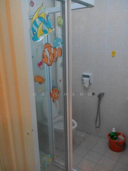 Rumah Berkembar untuk Dijual di Batu Maung (Penang) - Ms Chang - Bathroom - PropertyGuru.com.my