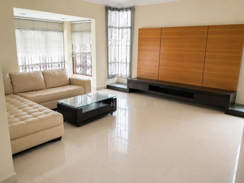 Bungalow House untuk Dijual di Kota Emerald (Rawang) - SEAN TAN - Living Room - PropertyGuru.com.my