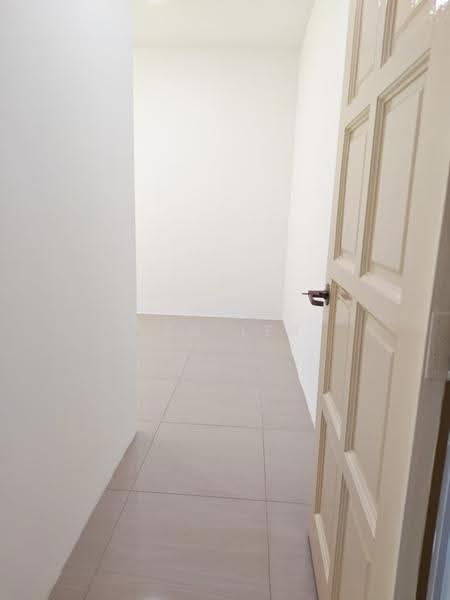 Shop / Office for Sale in Kampung Sungai Kayu Ara (Petaling Jaya) - Ken Ler - Interior - PropertyGuru.com.my