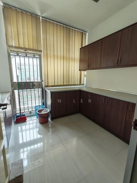 Shop / Office for Sale in Kampung Sungai Kayu Ara (Petaling Jaya) - Ken Ler - Interior - PropertyGuru.com.my