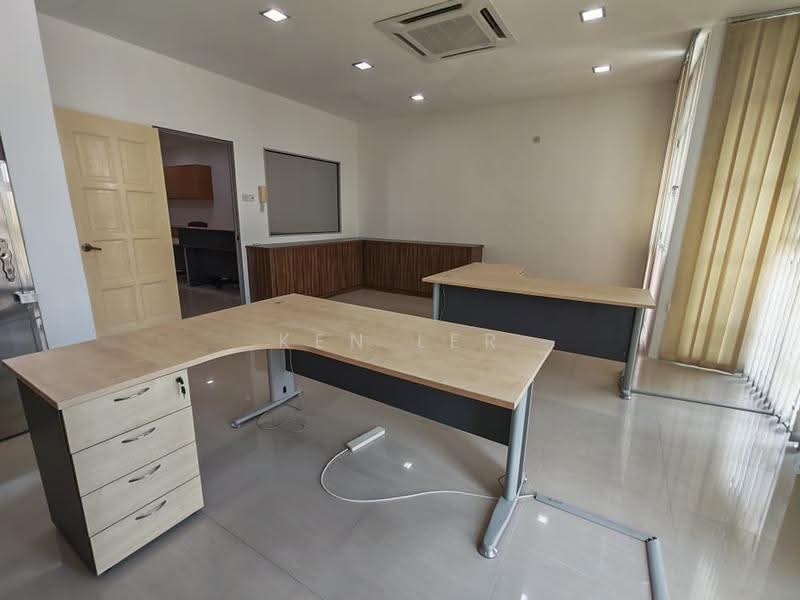Shop / Office for Sale in Kampung Sungai Kayu Ara (Petaling Jaya) - Ken Ler - Interior - PropertyGuru.com.my