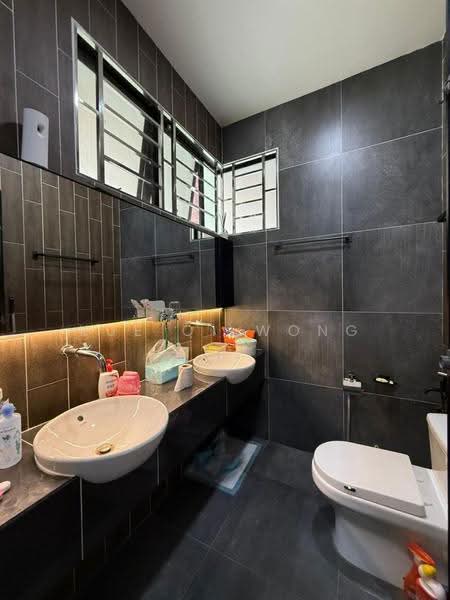 Terraced House for Sale in Bandar Putra Kulai (Kulai) - Xue Qi Wong - Bathroom - PropertyGuru.com.my