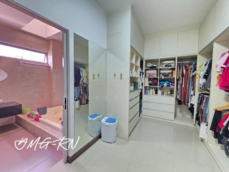 Bungalow House untuk Dijual di Setia Eco Park (Setia Alam) - Daniel Kok - Bathroom - PropertyGuru.com.my