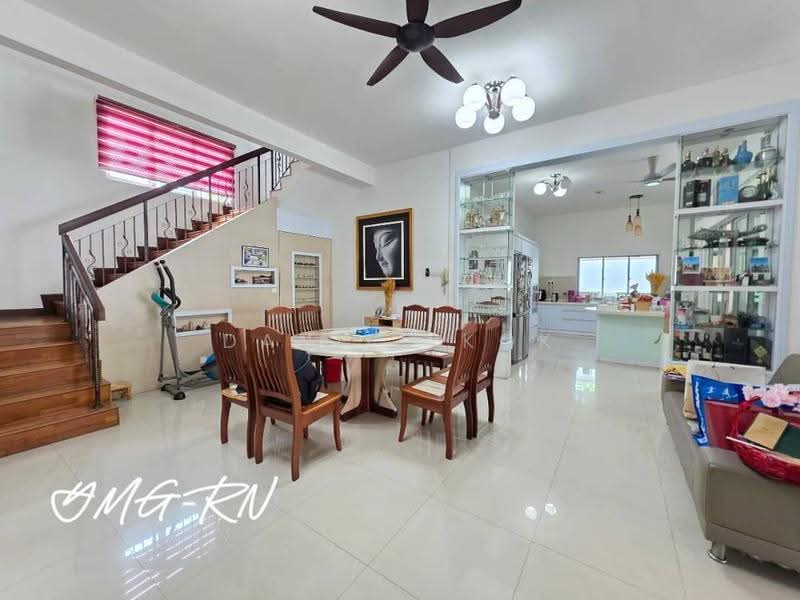 Bungalow House untuk Dijual di Setia Eco Park (Setia Alam) - Daniel Kok - Living Room - PropertyGuru.com.my