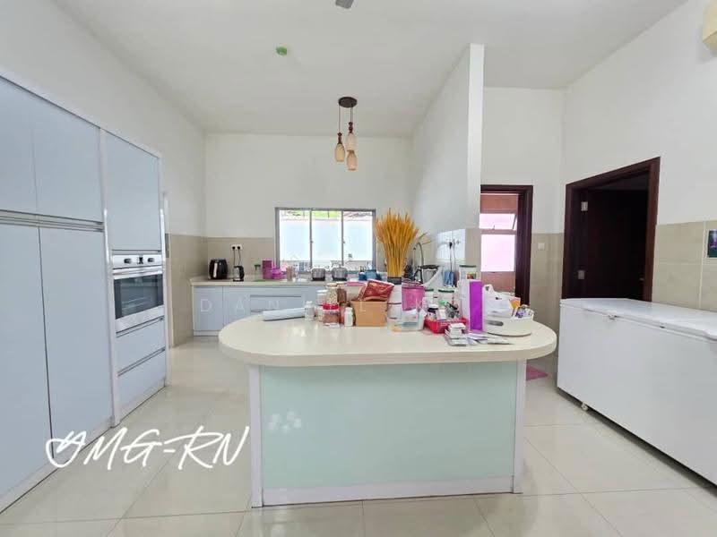Bungalow House untuk Dijual di Setia Eco Park (Setia Alam) - Daniel Kok - Kitchen - PropertyGuru.com.my