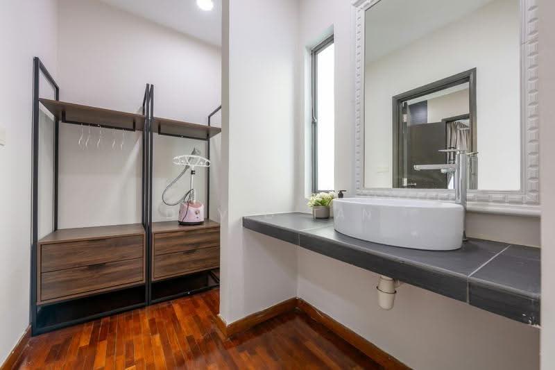 Bungalow House untuk Disewa di Saujana Impian (Kajang) - David Tan - Bathroom - PropertyGuru.com.my