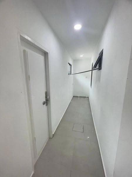 Rumah Teres 2-Tingkat untuk Dijual di Skudai (Johor) - Dylan Tan - Corridor - PropertyGuru.com.my