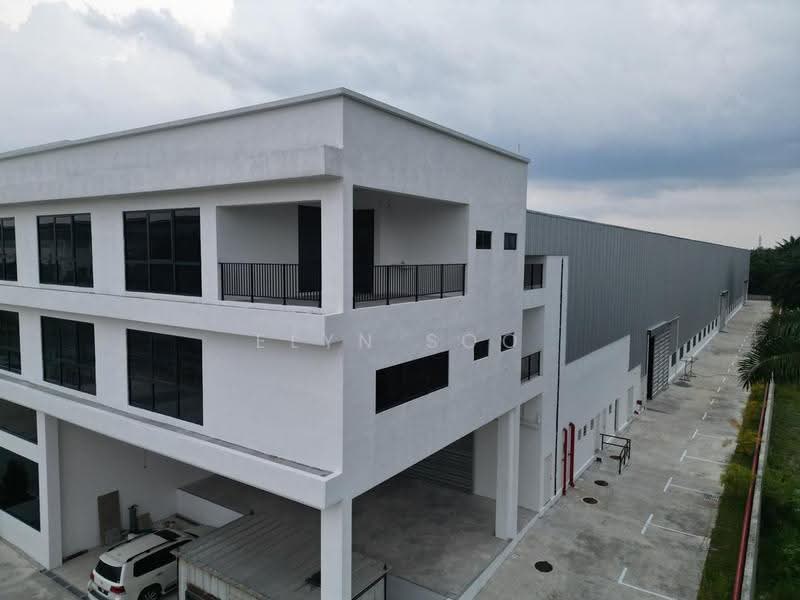 Warehouse for Rent in Kampung Bukit Changgang (Tanjong Duabelas) - Elyn Soo - Exterior - PropertyGuru.com.my