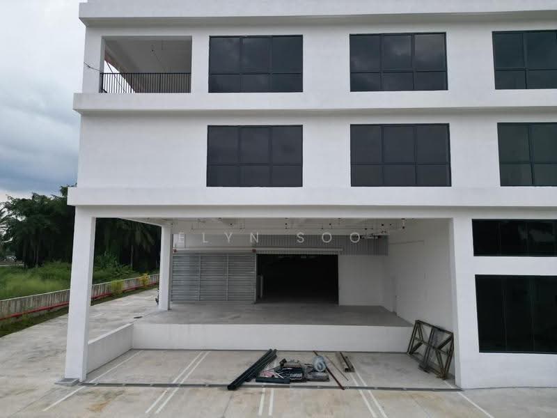 Warehouse for Rent in Kampung Bukit Changgang (Tanjong Duabelas) - Elyn Soo - Exterior - PropertyGuru.com.my