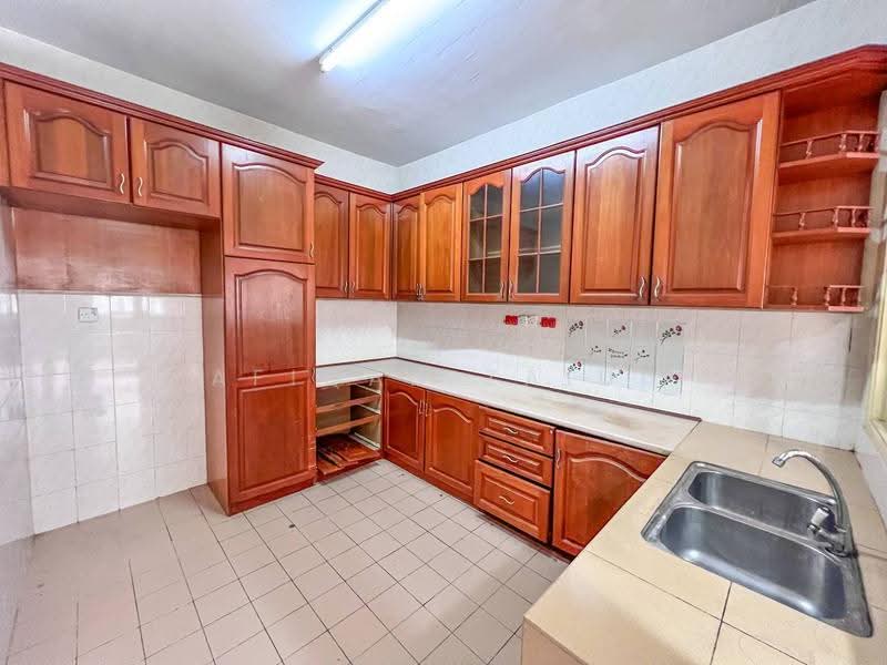 2-storey Terraced House for Sale in Alam Damai (Cheras) - Afiqah zaidi - Kitchen - PropertyGuru.com.my