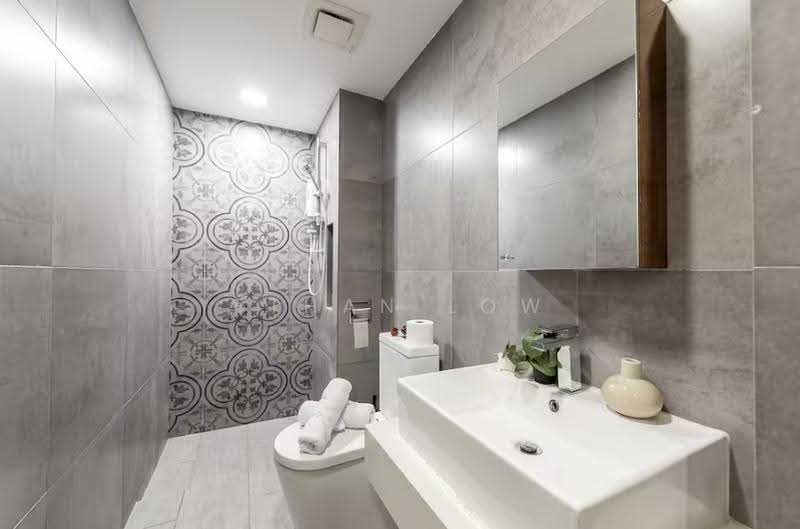 Kediaman Servis untuk Dijual di Gems Residences - Ethan Low - Bathroom - PropertyGuru.com.my