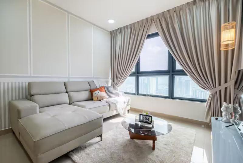 Kediaman Servis untuk Dijual di Conezion Residences - Ethan Low - Living Room - PropertyGuru.com.my