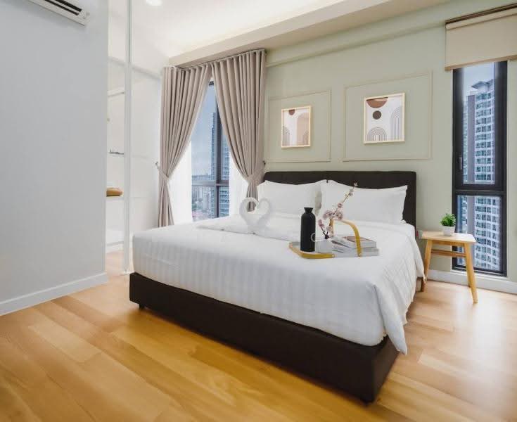 Kediaman Servis untuk Dijual di Conezion Residences - Ethan Low - Bedroom - PropertyGuru.com.my