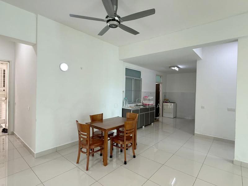 Kondominium untuk Disewa di Reflections Condominium - Amanda Lam - Dining Room - PropertyGuru.com.my