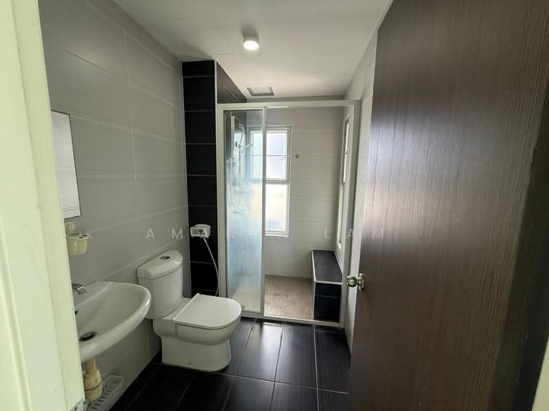 Kondominium untuk Disewa di Reflections Condominium - Amanda Lam - Bathroom - PropertyGuru.com.my