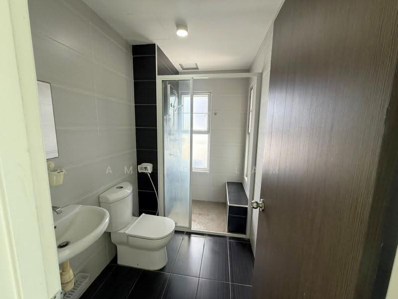 Kondominium untuk Disewa di Reflections Condominium - Amanda Lam - Bathroom - PropertyGuru.com.my