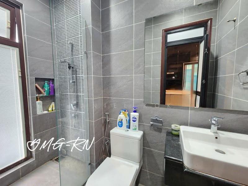 Bungalow House for Sale in Setia Eco Park (Setia Alam) - Daniel Kok - Bathroom - PropertyGuru.com.my