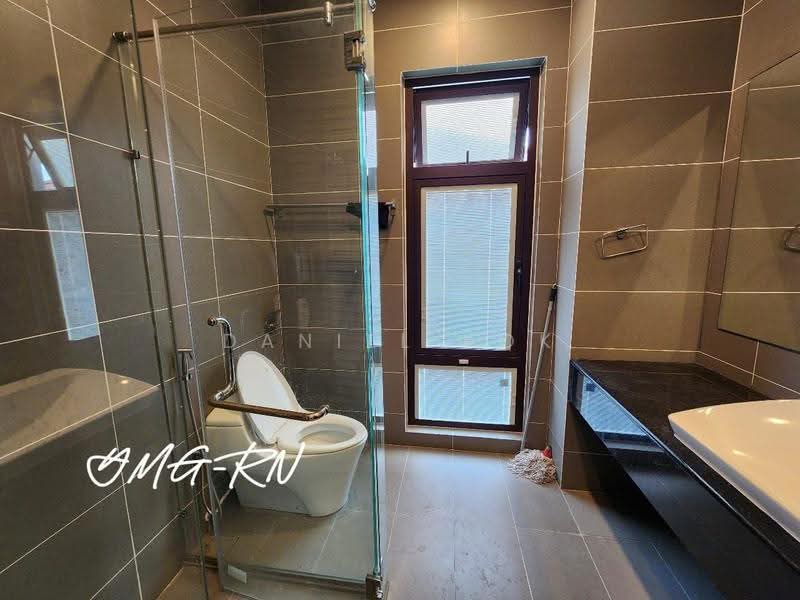 Bungalow House for Sale in Setia Eco Park (Setia Alam) - Daniel Kok - Bathroom - PropertyGuru.com.my