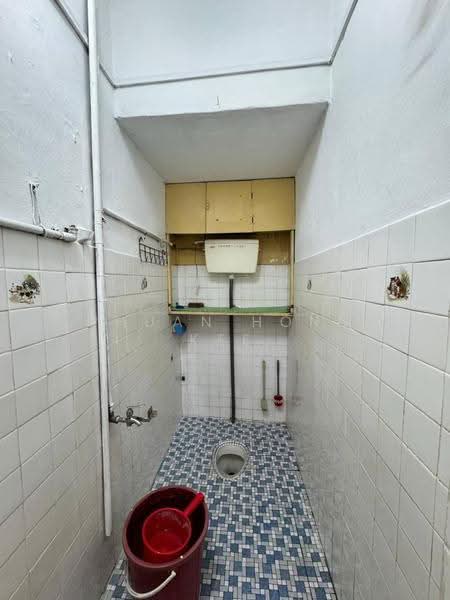 2-storey Terraced House for Sale in Johor Bahru (Johor) - Chuan Hong Kee - Bathroom - PropertyGuru.com.my