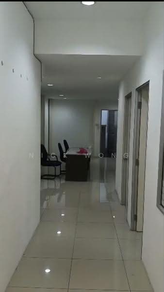 Pejabat untuk Disewa di Bandar Puteri Puchong (Puchong) - Nick Wong - Corridor - PropertyGuru.com.my