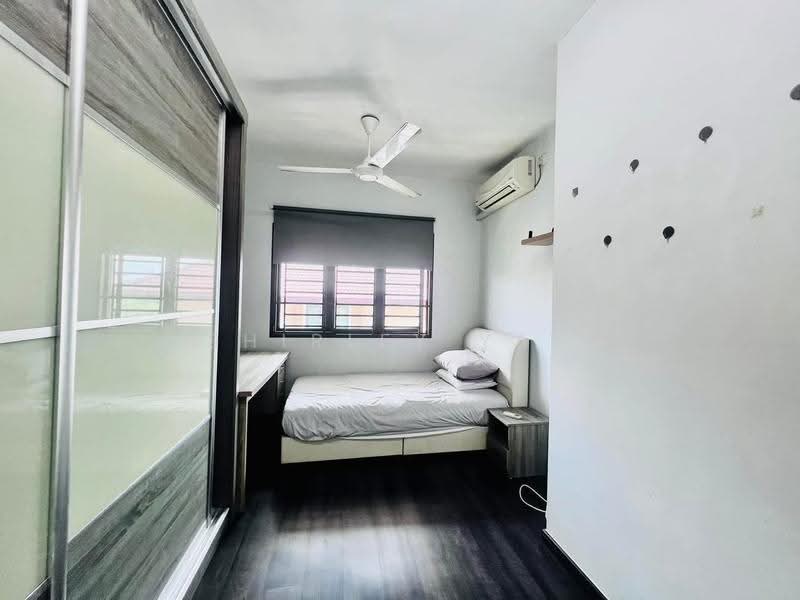 Pangsapuri untuk Disewa di Larkin Residence (Phase One) - Shirley Yap - Bedroom - PropertyGuru.com.my