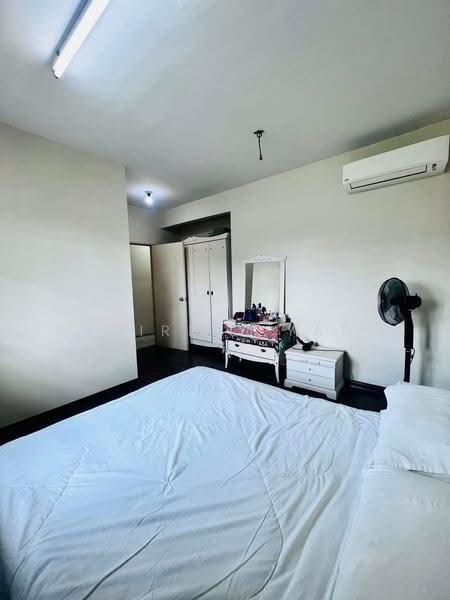 Pangsapuri untuk Disewa di Larkin Residence (Phase One) - Shirley Yap - Bedroom - PropertyGuru.com.my