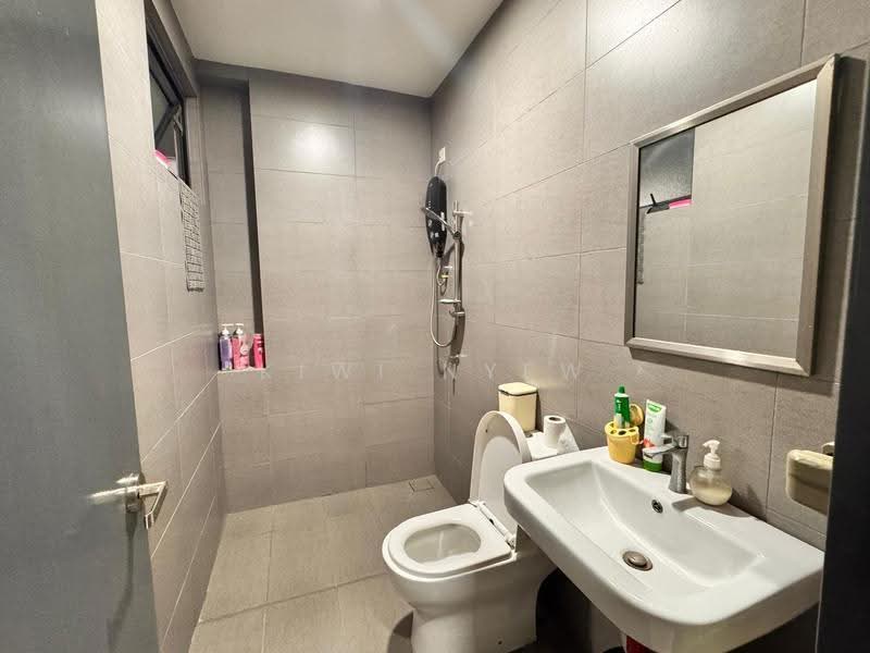 Condominium for Sale at The Hermington - Kiwi Nyew - Bathroom - PropertyGuru.com.my