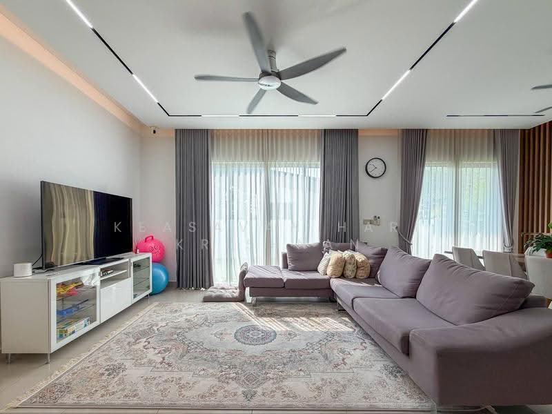 Rumah Teres 2-Tingkat untuk Dijual di Bandar Gamuda Cove (Dengkil) - Keasavan Hari Krishnan - Living Room - PropertyGuru.com.my