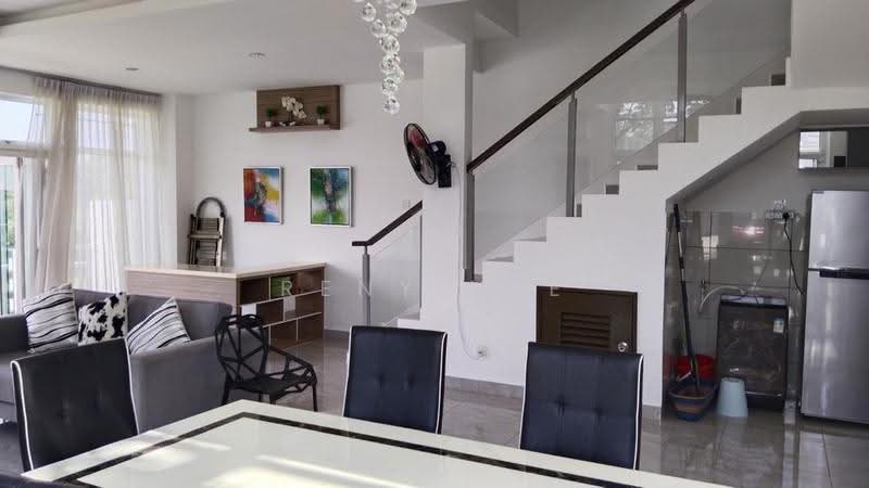 Bungalow House for Rent in Johor Bahru (Johor) - Reny Hee - Living Room - PropertyGuru.com.my