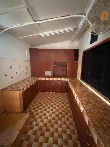 Rumah Teres 1-Tingkat untuk Dijual di Kepong Baru (Kepong) - Kim Meng Lew - Kitchen - PropertyGuru.com.my