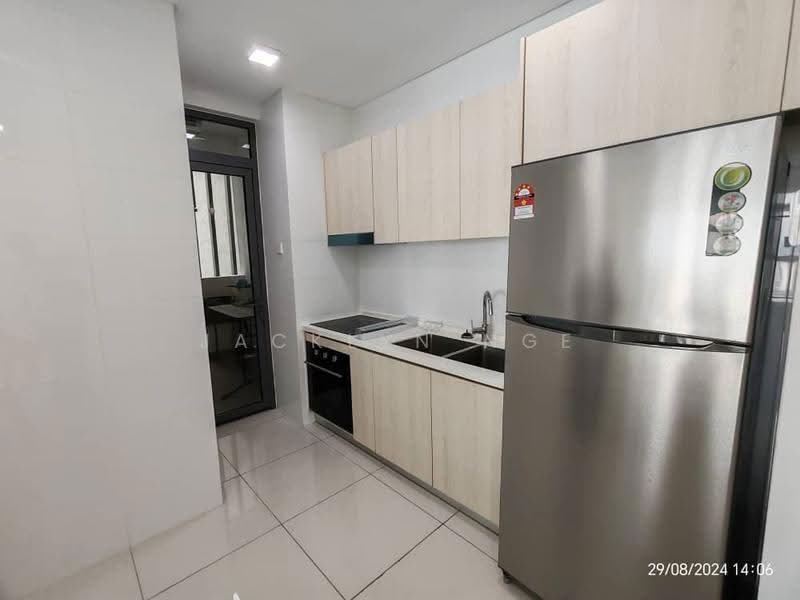 Condominium for Rent at Vivo Residential Suites - Jacklyn Nge - Kitchen - PropertyGuru.com.my
