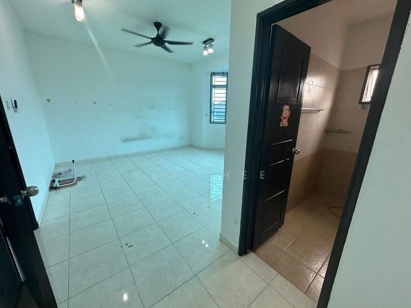 Rumah Teres 2-Tingkat untuk Dijual di Taman Ehsan Jaya (Ulu Tiram) - Reny Hee - PropertyGuru.com.my