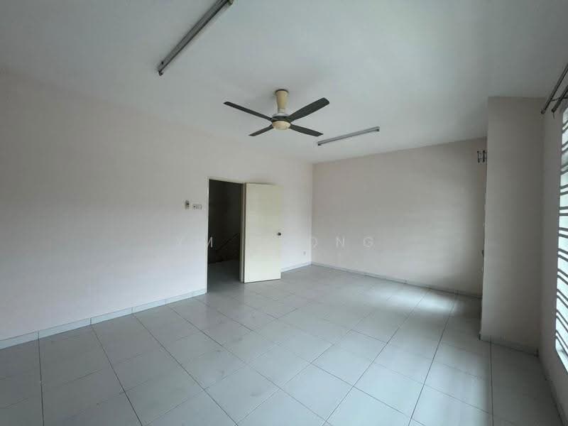 Rumah Teres 2-Tingkat untuk Dijual di Taman Tasik Utama (Bukit Katil) - YM Chong - Interior - PropertyGuru.com.my