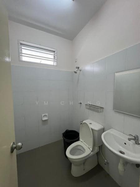 Rumah Teres 2-Tingkat untuk Dijual di Taman Tasik Utama (Bukit Katil) - YM Chong - Bathroom - PropertyGuru.com.my