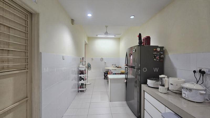 Rumah Teres 2-Tingkat untuk Dijual di Alam Damai (Cheras) - Michelle Siow - Kitchen - PropertyGuru.com.my