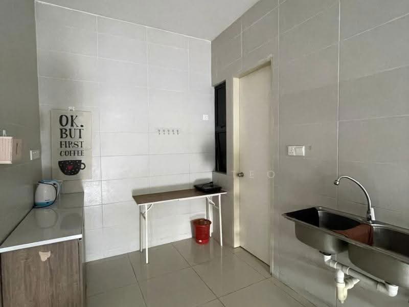 Kondominium untuk Dijual di Lido Four Seasons Residence - Grace Teo - Kitchen - PropertyGuru.com.my